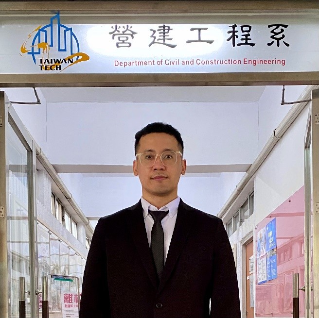 Lorddy Zefanya Nugroho  專案助理教授