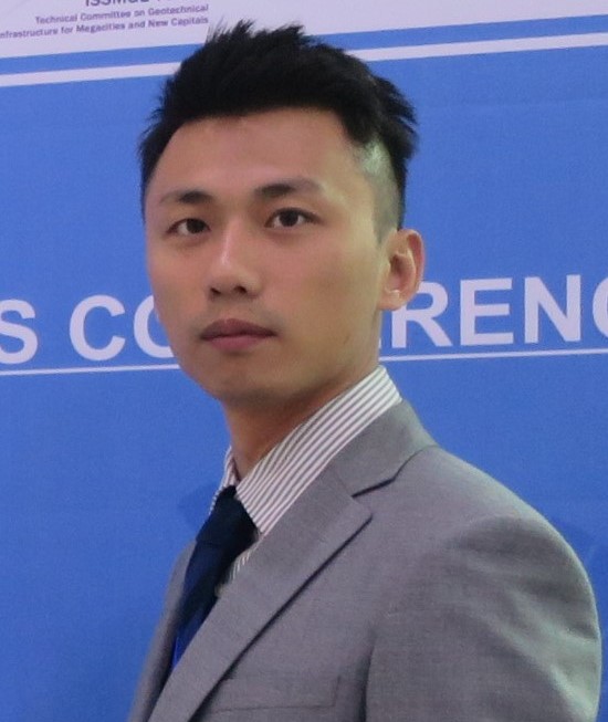 Associate Professor  Fuchen Teng